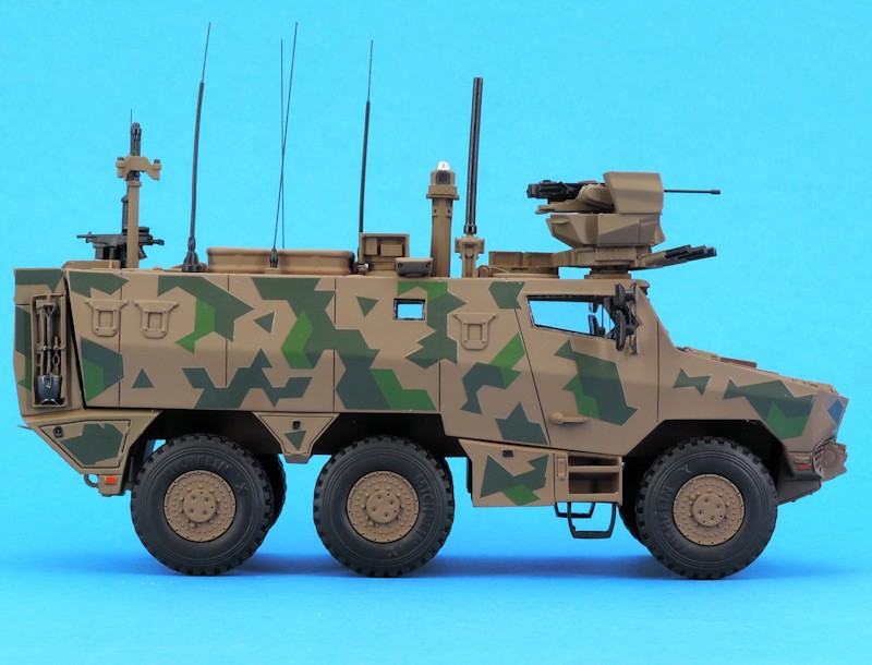 Miniature VBMR Griffon camouflage CAMTAC desert - MASTER FIGHTER - 1/48