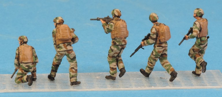 Figurines groupe de combat français 2024 1/87