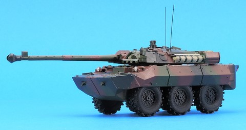 kit-AMX-10-RC-gaso-line-1/87